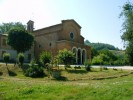 La chiesa di Montefortino su via Samoggia